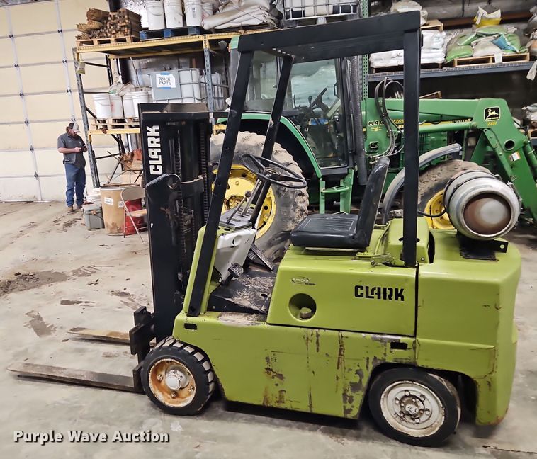 image for item EI8817 Clark G500-50 forklift