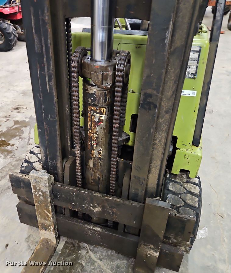 image for item EI8817 Clark G500-50 forklift