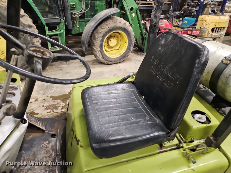image for item EI8817 Clark G500-50 forklift