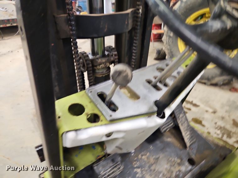 image for item EI8817 Clark G500-50 forklift