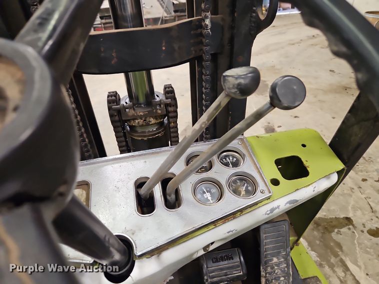 image for item EI8817 Clark G500-50 forklift