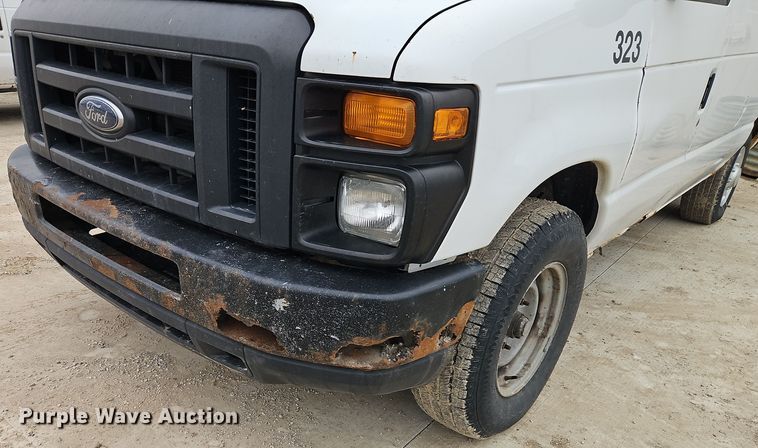 image for item EI8818 2011 Ford E250 van