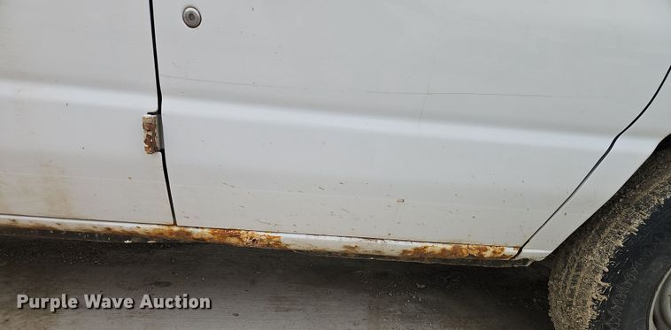 image for item EI8818 2011 Ford E250 van