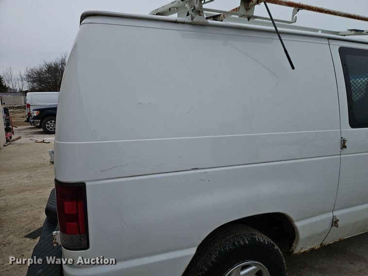 image for item EI8818 2011 Ford E250 van