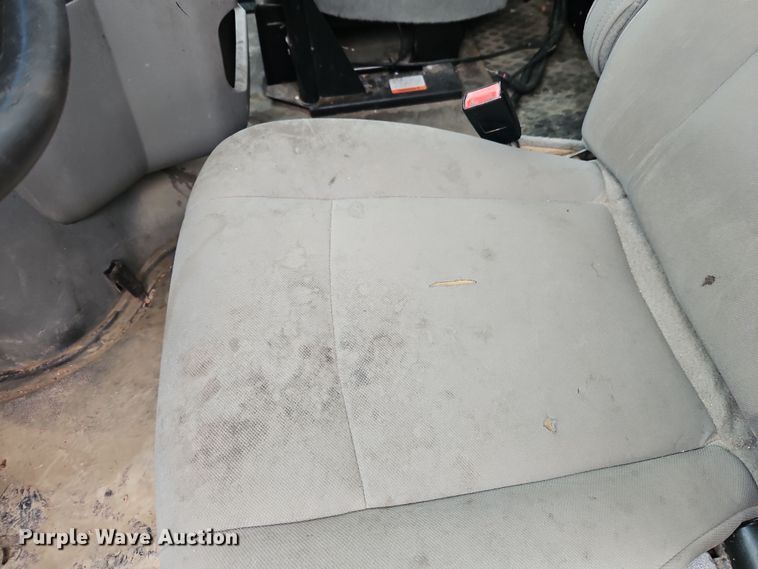 image for item EI8818 2011 Ford E250 van