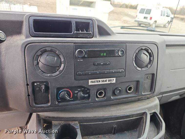 image for item EI8818 2011 Ford E250 van