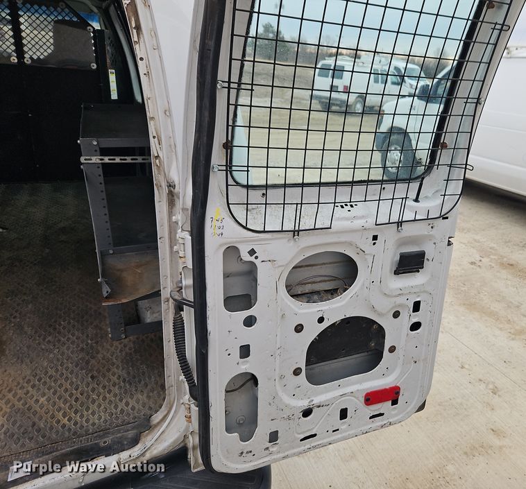 image for item EI8818 2011 Ford E250 van