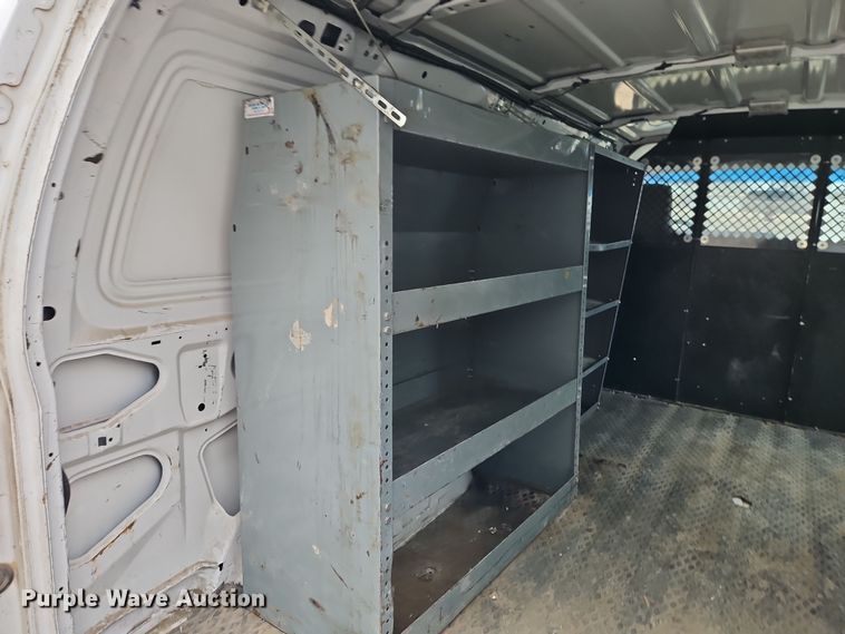 image for item EI8818 2011 Ford E250 van