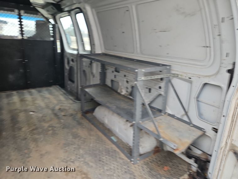 image for item EI8818 2011 Ford E250 van