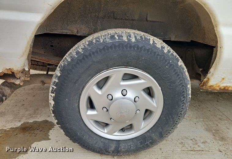 image for item EI8818 2011 Ford E250 van