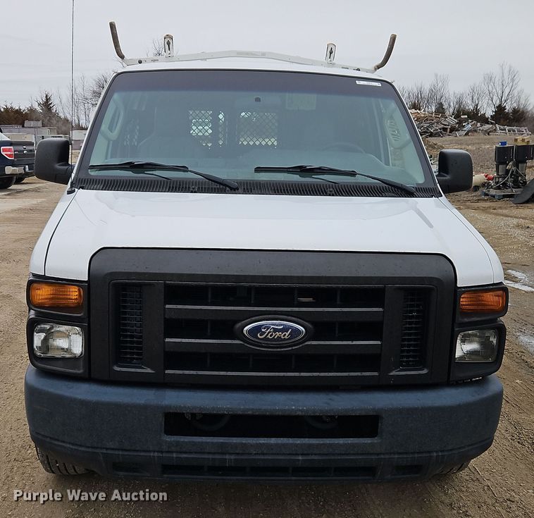 image for item EI8819 2011 Ford E250 van