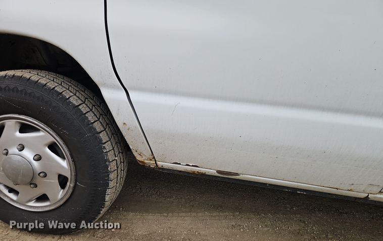 image for item EI8819 2011 Ford E250 van