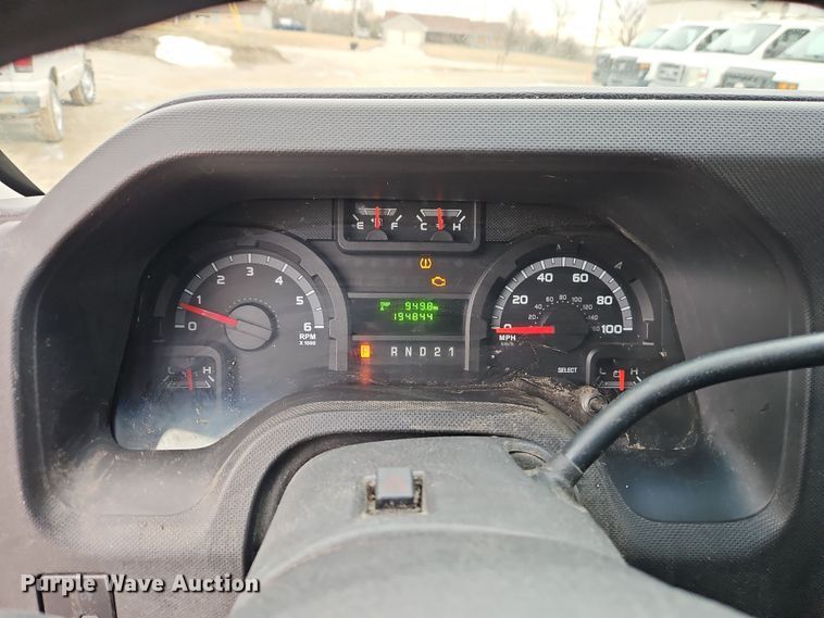 image for item EI8819 2011 Ford E250 van