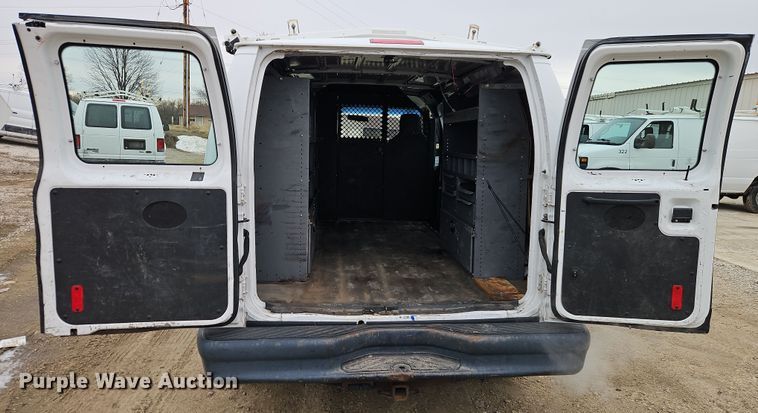 image for item EI8819 2011 Ford E250 van