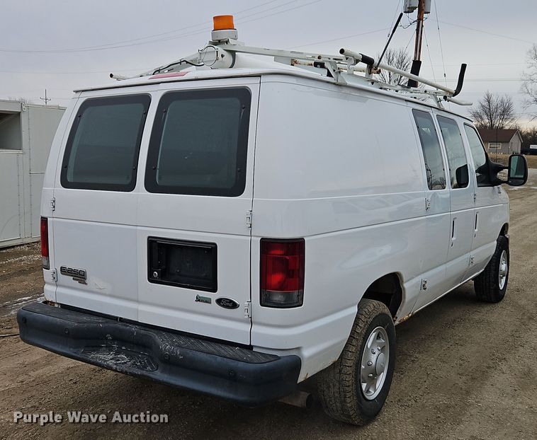 image for item EI8820 2011 Ford E250 van