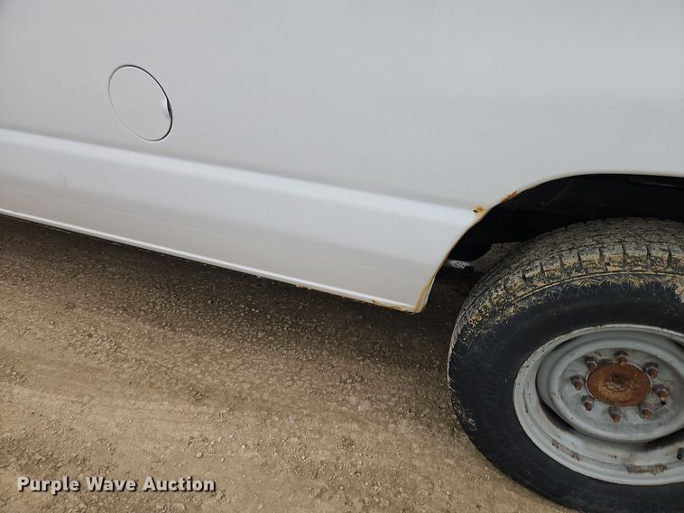 image for item EI8820 2011 Ford E250 van