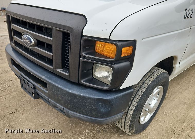 image for item EI8820 2011 Ford E250 van