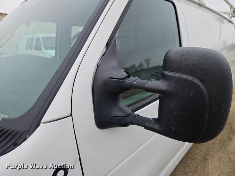 image for item EI8820 2011 Ford E250 van