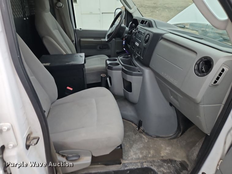 image for item EI8820 2011 Ford E250 van