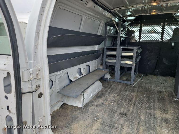 image for item EI8820 2011 Ford E250 van