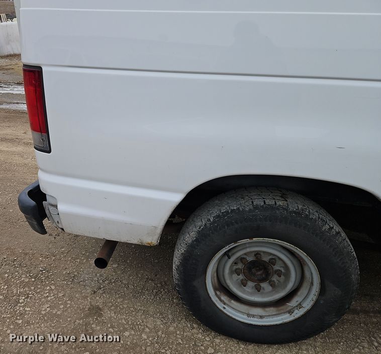 image for item EI8821 2014 Ford E150 van