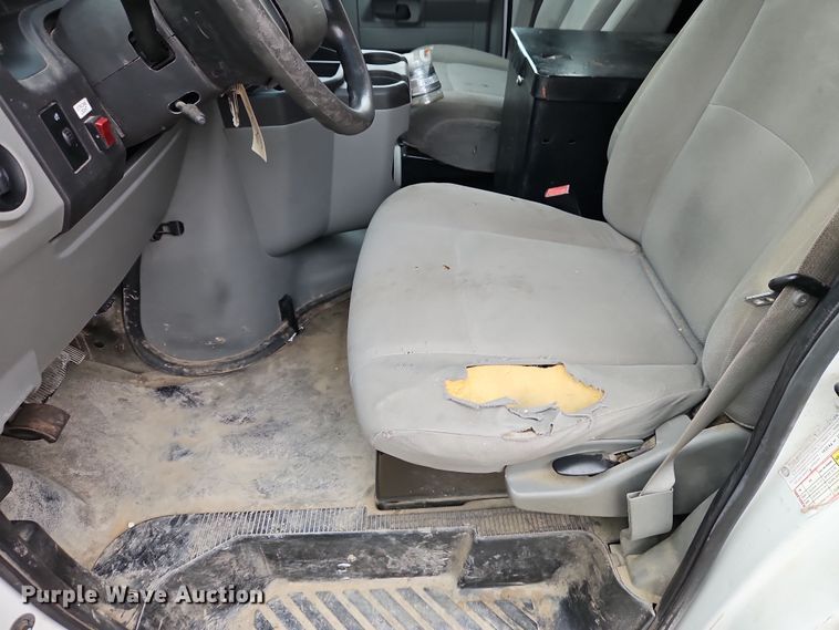 image for item EI8821 2014 Ford E150 van