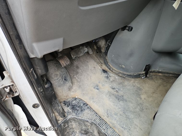 image for item EI8821 2014 Ford E150 van