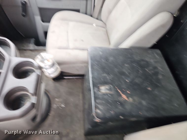 image for item EI8821 2014 Ford E150 van