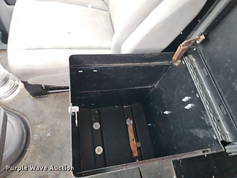 image for item EI8821 2014 Ford E150 van