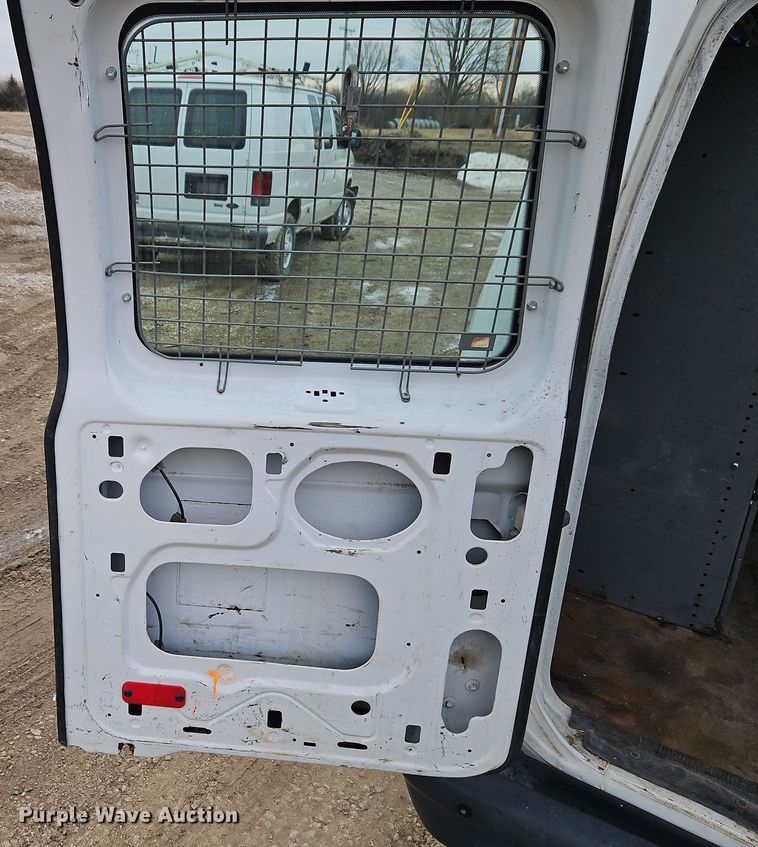 image for item EI8821 2014 Ford E150 van