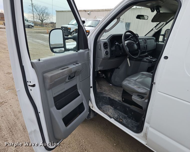 image for item EI8822 2012 Ford E150 van