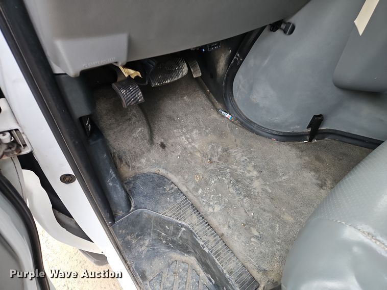 image for item EI8822 2012 Ford E150 van