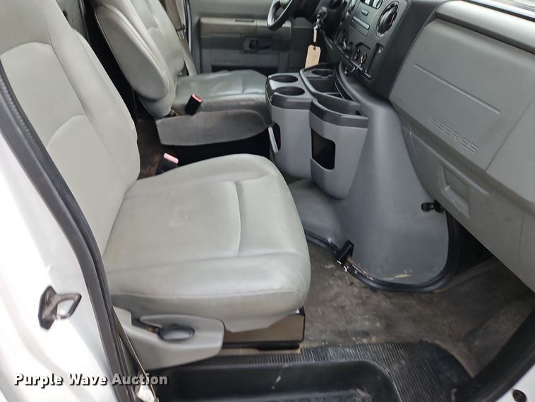 image for item EI8822 2012 Ford E150 van