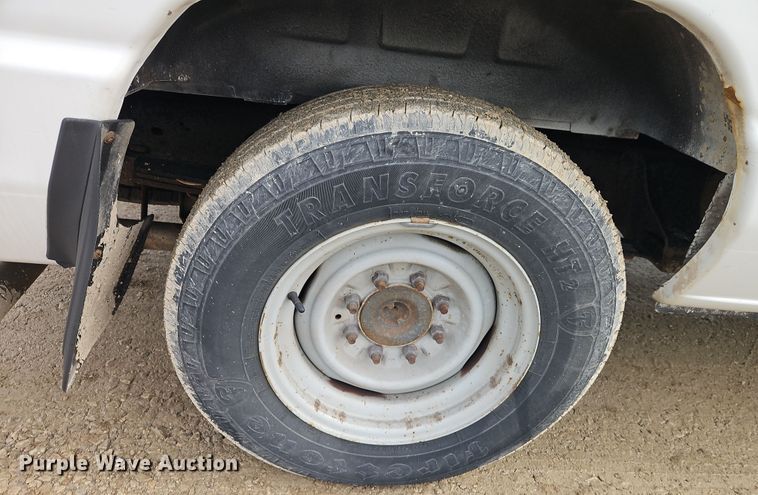 image for item EI8822 2012 Ford E150 van