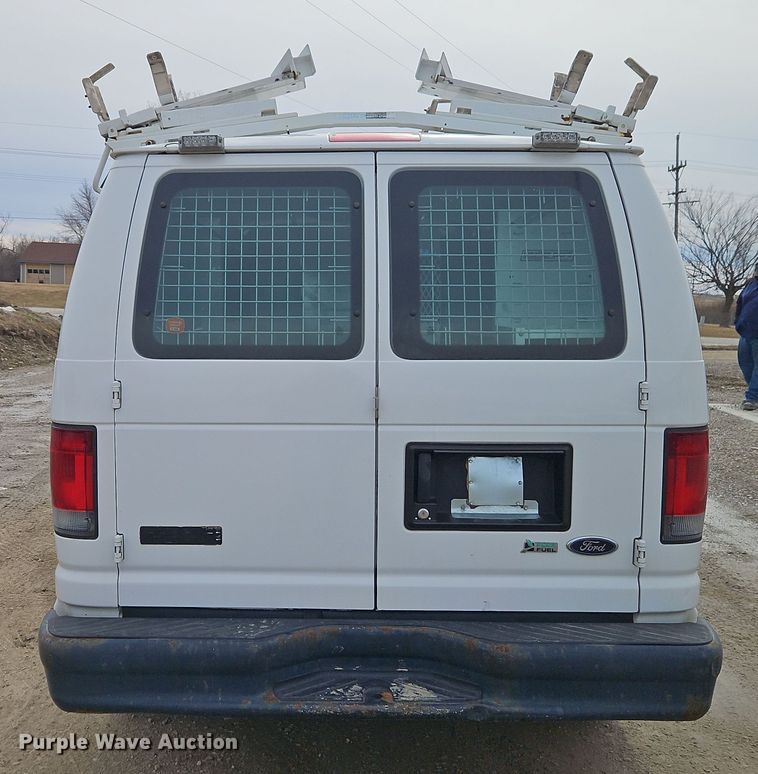 image for item EI8823 2010 Ford E250 van