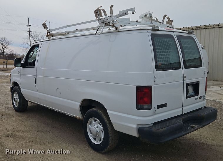 image for item EI8823 2010 Ford E250 van
