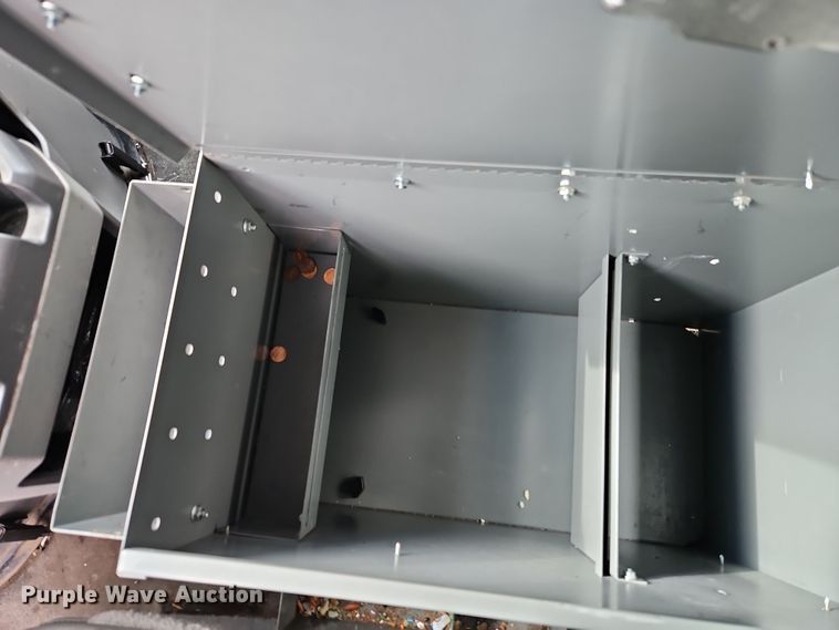 image for item EI8823 2010 Ford E250 van