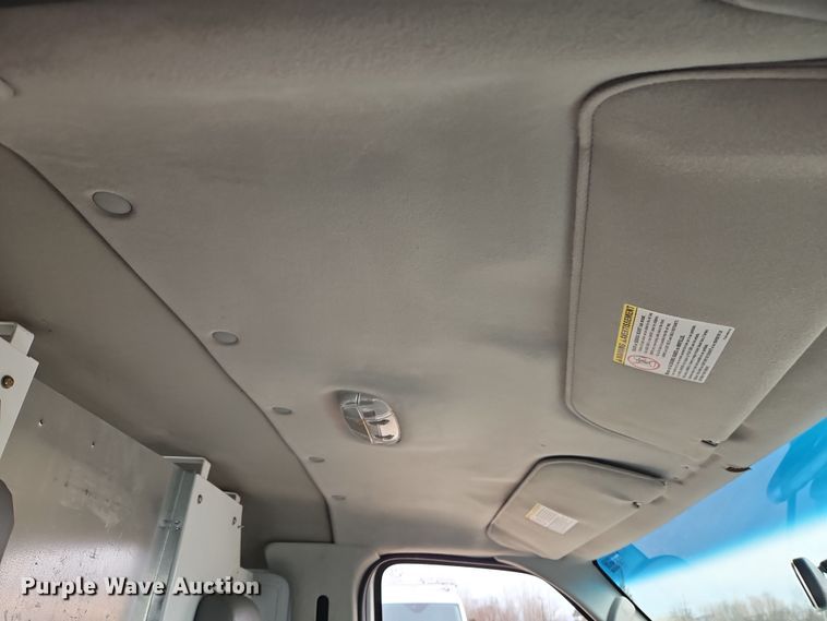 image for item EI8823 2010 Ford E250 van