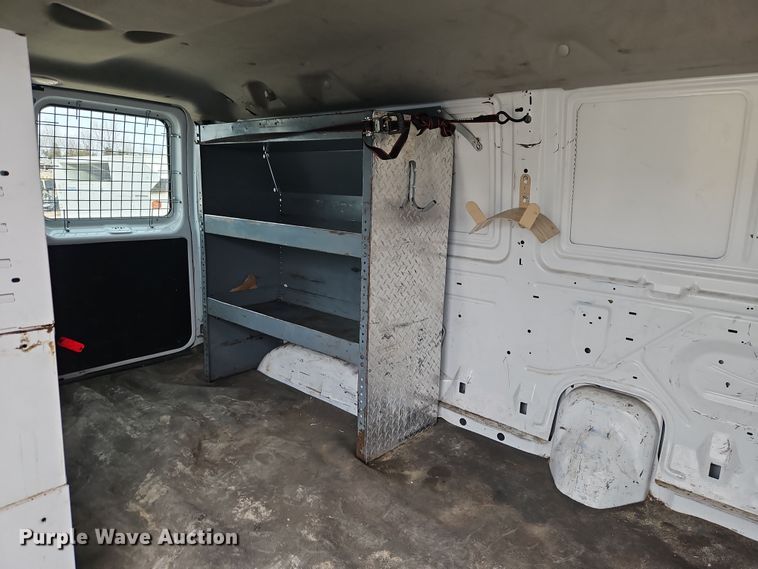 image for item EI8823 2010 Ford E250 van