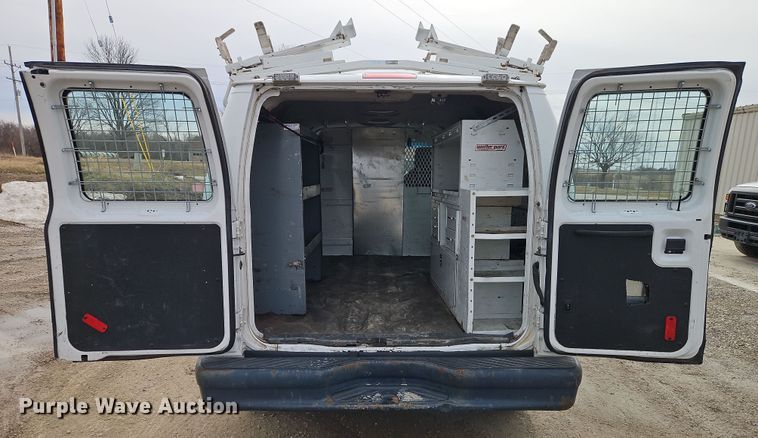 image for item EI8823 2010 Ford E250 van