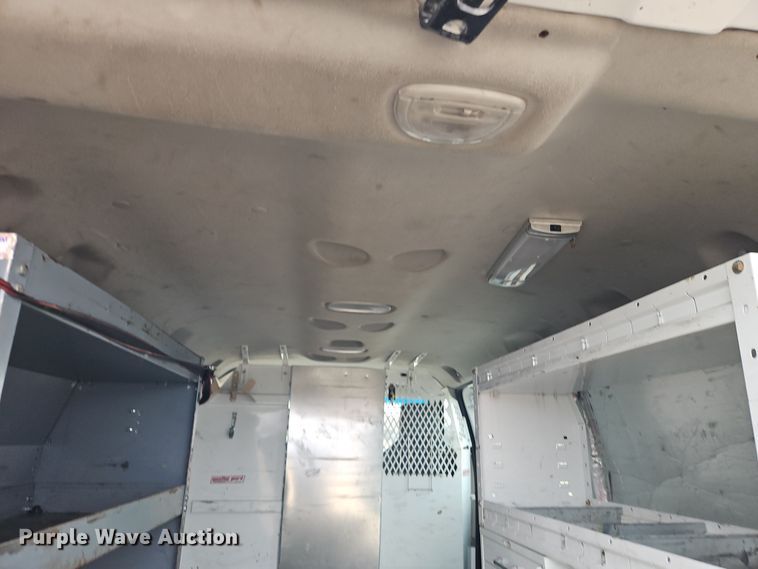 image for item EI8823 2010 Ford E250 van