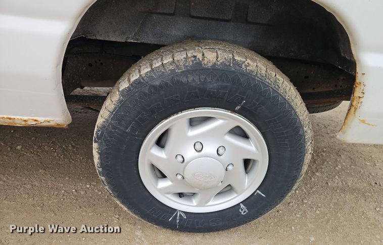 image for item EI8823 2010 Ford E250 van