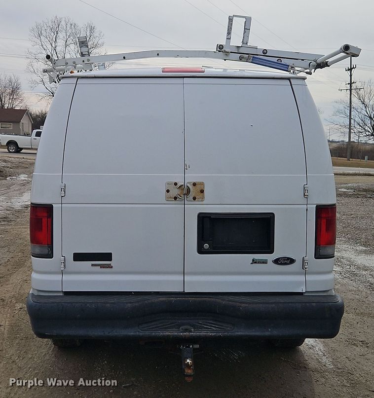 image for item EI8824 2011 Ford E250 van