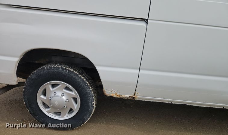 image for item EI8824 2011 Ford E250 van
