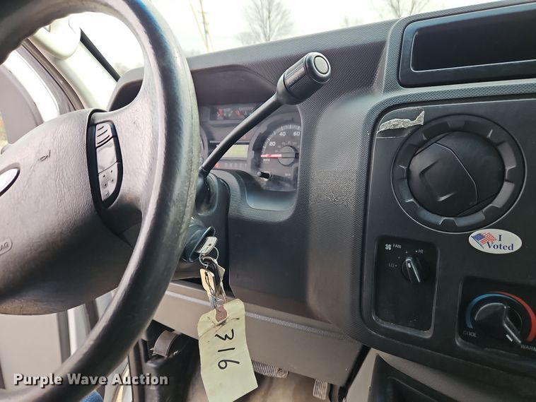 image for item EI8824 2011 Ford E250 van