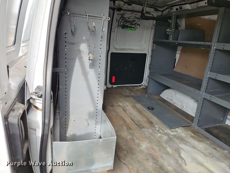 image for item EI8824 2011 Ford E250 van