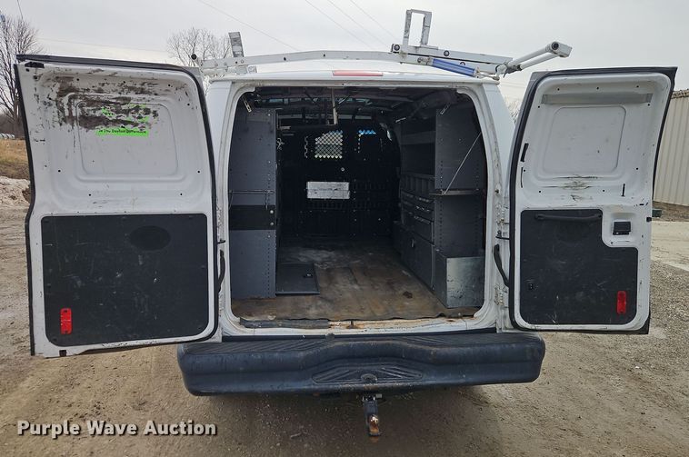 image for item EI8824 2011 Ford E250 van