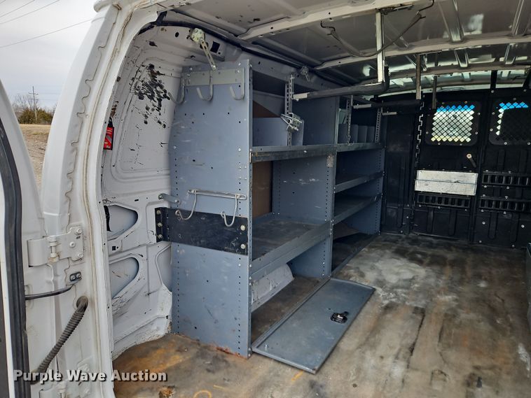 image for item EI8824 2011 Ford E250 van