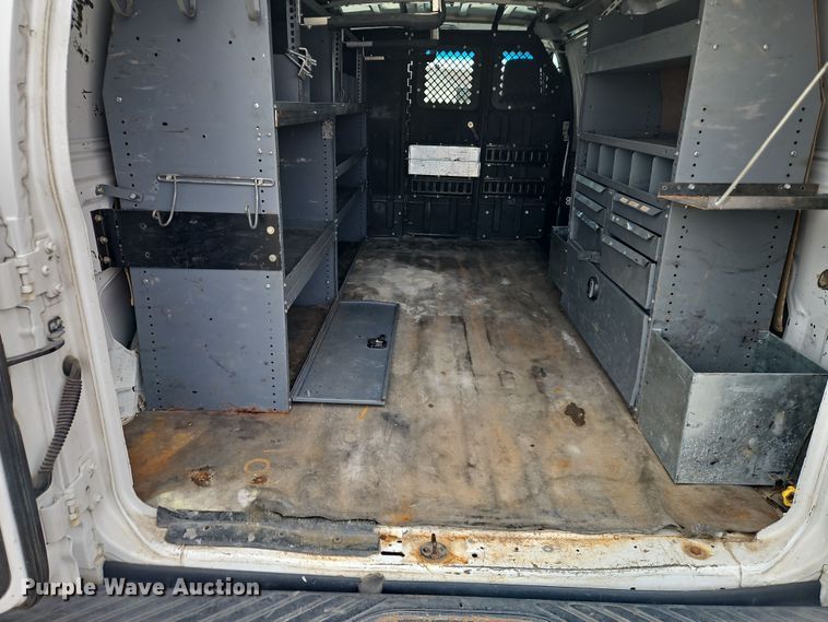 image for item EI8824 2011 Ford E250 van