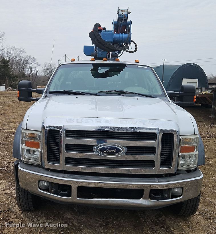 image for item EI8826 2009 Ford F550 Super Duty XLT bucket truck